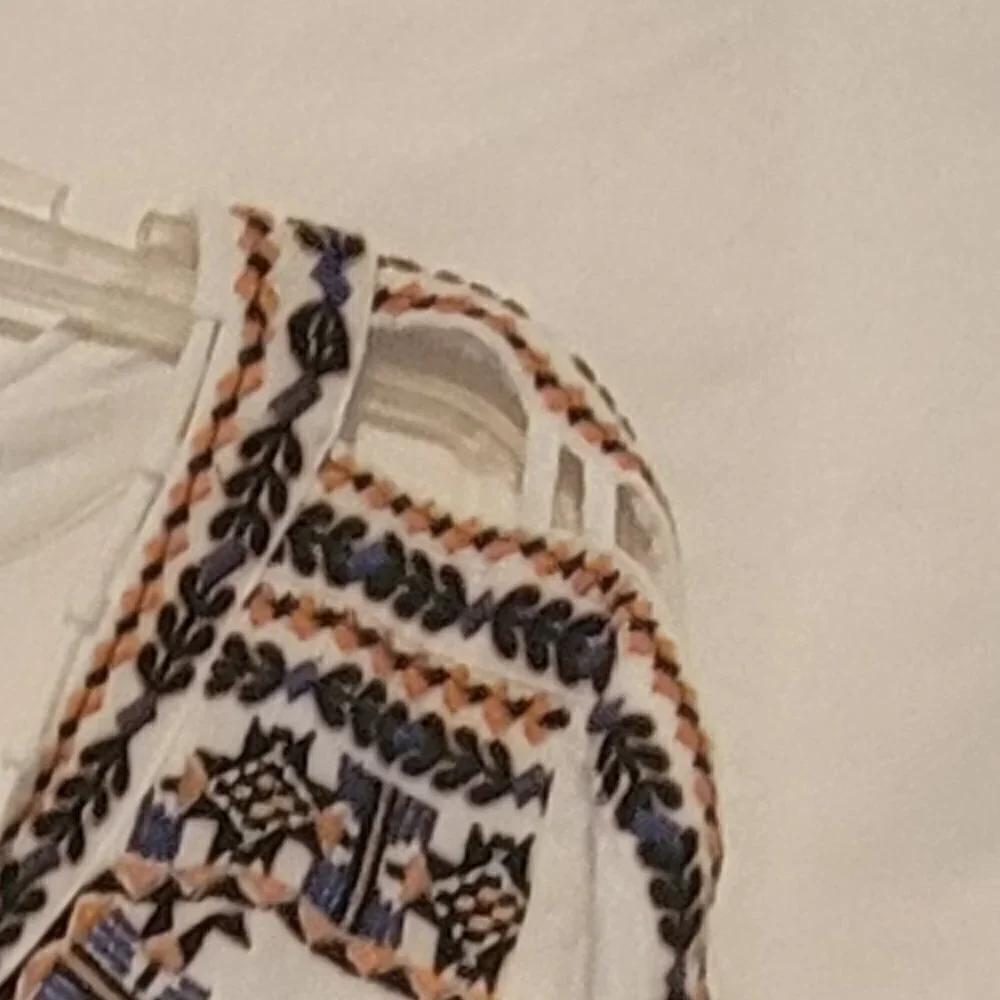 Soft Surroundings white gauze flowy tunic blouse - size XL - Picture 8 of 8